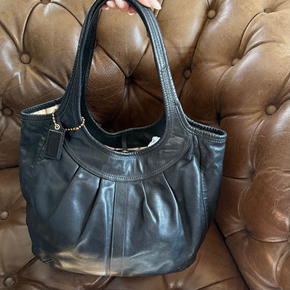 Coach Black Leather XL Pleated Tote Shoulder Bag 12247